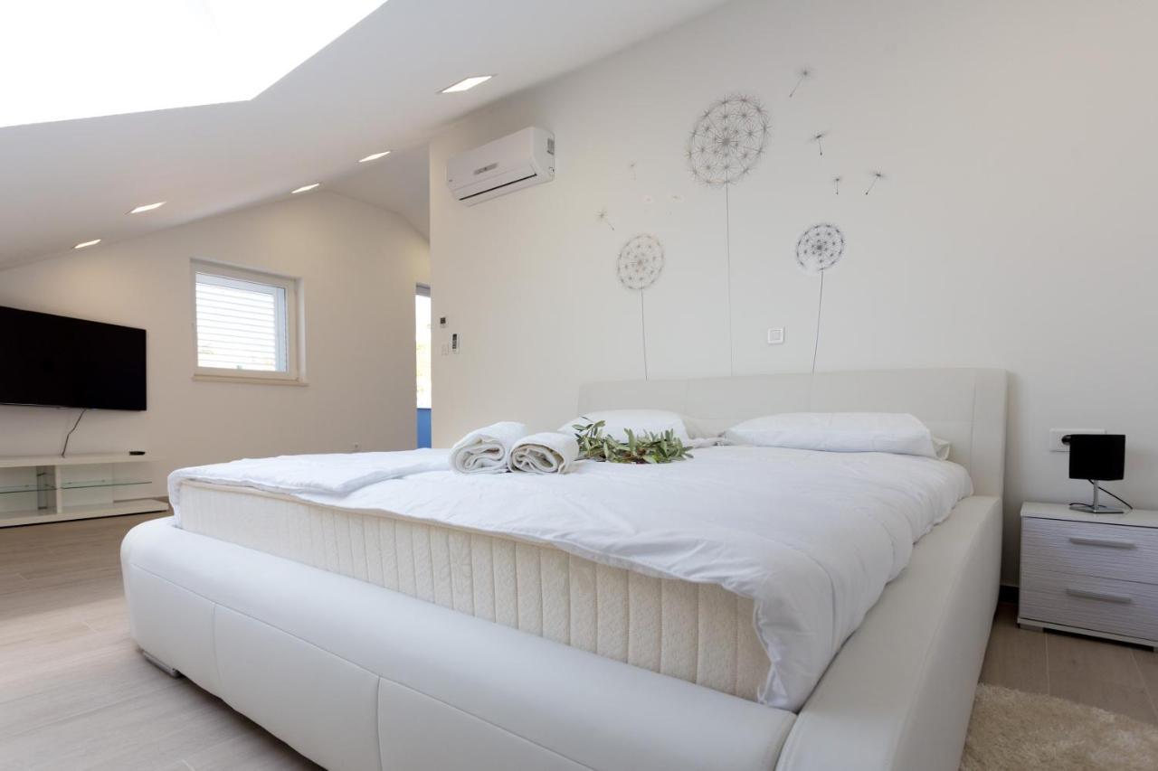 Apartment Alius Ragusa Deluxe Экстерьер фото